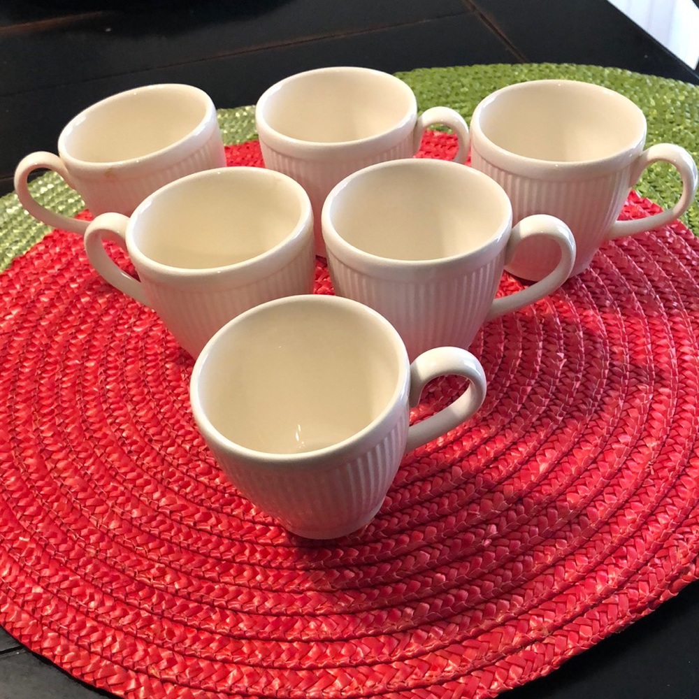Wedgwood Windsor ribbed ivory coffee/tea cups
